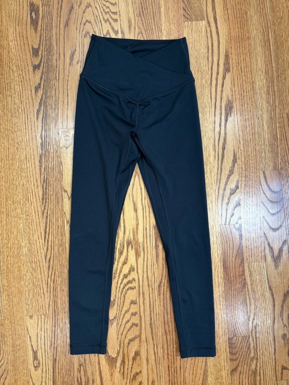 Victoria's Secret Workout Leggings (2)